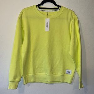 NWT Calvin Klein Performance Crewneck